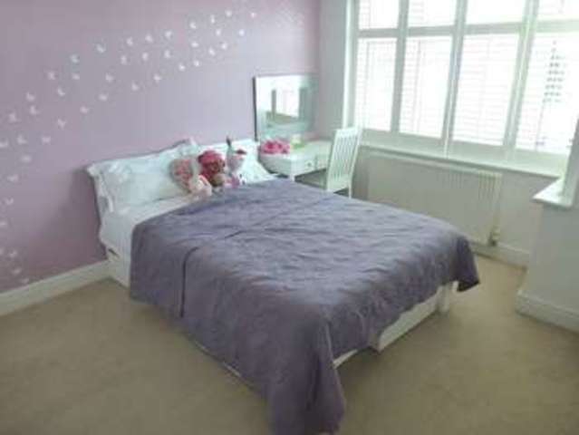  Image of 3 bedroom Detached house for sale in Orchard Close Fetcham Leatherhead KT22 at Orchard Close  Fetcham, KT22 9JB