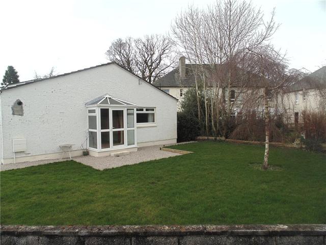  Image of 2 bedroom Bungalow to rent in Fields Lane Houston Johnstone PA6 at Houston Houston Renfrewshire, PA6 7HZ