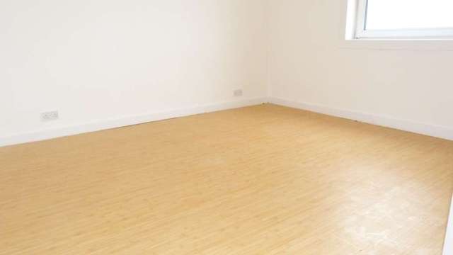  Image of 3 bedroom Apartment to rent in Finnieston Street Greenock PA15 at Finnieston St  Greenock, PA15 2LB