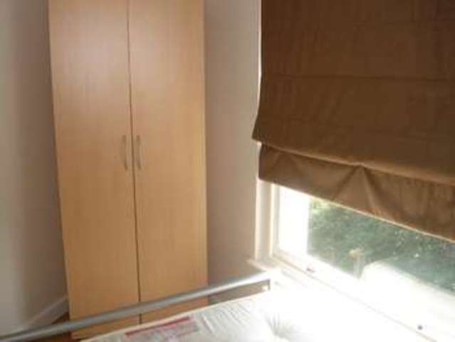  Image of 1 bedroom Apartment to rent in Woodstock Road London N4 at Woodstock Road,  Finsbury Park, N4 3ET