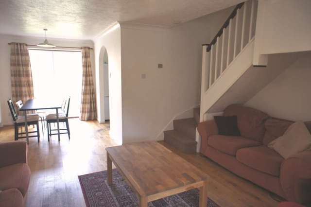  Image of 3 bedroom Terraced house to rent in Fishers Field Buckingham MK18 at Fisher Field  Buckingham, MK18 1SN