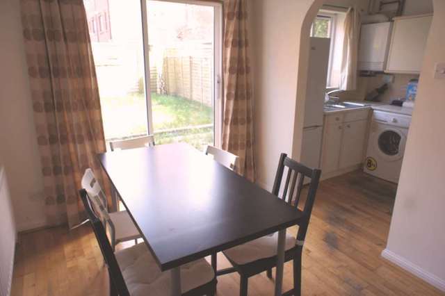  Image of 3 bedroom Terraced house to rent in Fishers Field Buckingham MK18 at Fisher Field  Buckingham, MK18 1SN