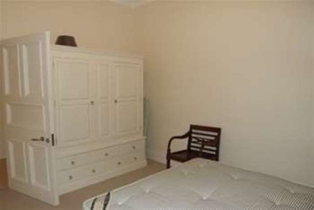  Image of 1 bedroom Flat to rent in Fitzgeorge Avenue London W14 at London, W14 0SZ
