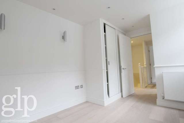  Image of 2 bedroom Apartment to rent in Fouberts Place London W1F at Fouberts Place Soho London, W1F 7QA