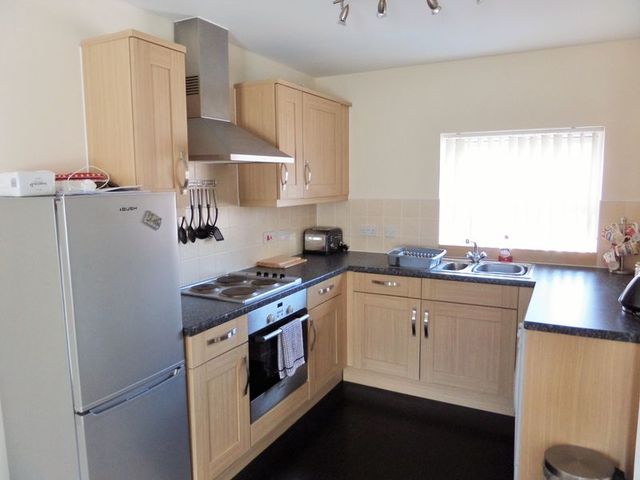  Image of 2 bedroom Flat to rent in Frankel Avenue Swindon SN25 at Frankel Avenue Redhouse Swindon, SN25 2GY