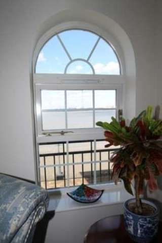  Image of 2 bedroom Flat for sale in Frobisher Way Greenhithe DA9 at Greenhithe Kent Greenhithe, DA9 9JN