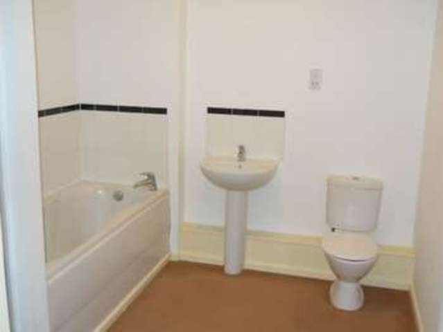  Image of 2 bedroom Flat for sale in Georgia Avenue Didsbury Manchester M20 at Georgia Avenue  West Didsbury, M20 1LY