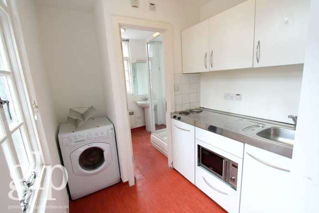  Image of 2 bedroom Apartment to rent in Gerrard Place London W1D at Gerrard Place China Town London, W1D 5PB
