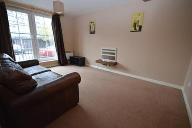 Image of 2 bedroom Flat to rent in Giles Street Edinburgh EH6 at Leith Edinburgh Edinburgh, EH6 6DA