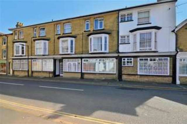  Image of Studio flat for sale in Grange Road Shanklin PO37 at Shanklin Isle of Wight Shanklin, PO37 6NW