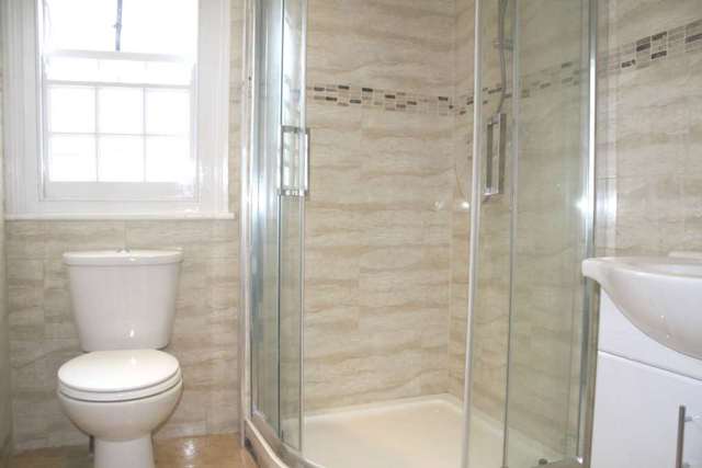  Image of 1 bedroom Apartment to rent in Green Lanes London N16 at Stoke Newington Stoke Newington London, N16 9DJ