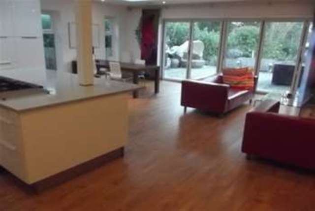  Image of 5 bedroom Detached house to rent in Grosvenor Road Southampton SO17 at Southampton, SO17 1RT