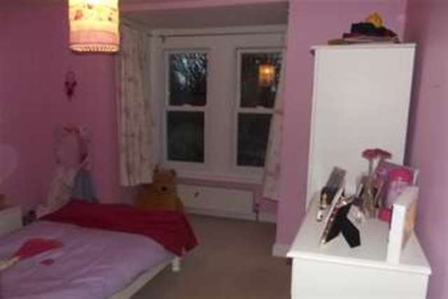  Image of 5 bedroom Detached house to rent in Grosvenor Road Southampton SO17 at Southampton, SO17 1RT