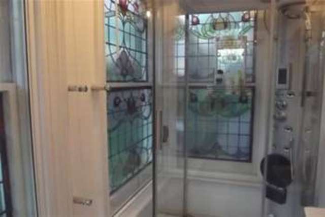  Image of 5 bedroom Detached house to rent in Grosvenor Road Southampton SO17 at Southampton, SO17 1RT