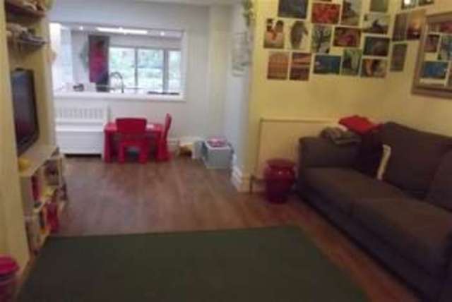  Image of 5 bedroom Detached house to rent in Grosvenor Road Southampton SO17 at Southampton, SO17 1RT