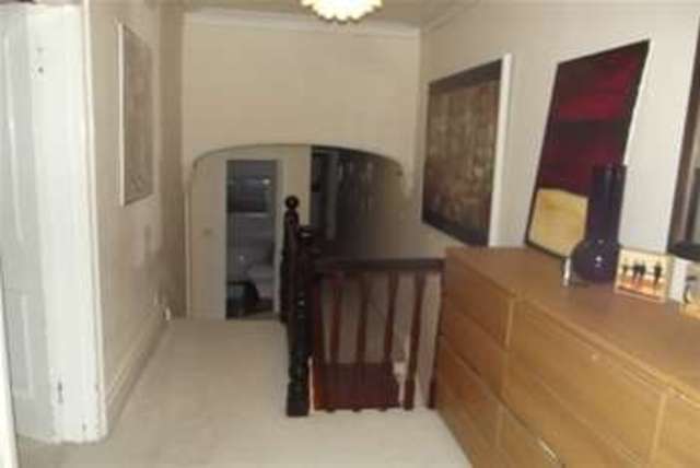  Image of 5 bedroom Detached house to rent in Grosvenor Road Southampton SO17 at Southampton, SO17 1RT