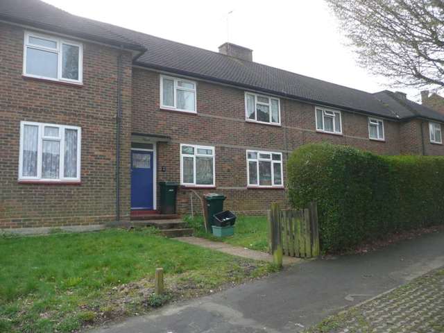  Image of 1 bedroom Flat to rent in Hayling Road Watford WD19 at Hayling Road South Oxhey Watford, WD19 7NU
