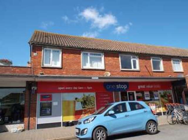  Image of 2 bedroom Flat to rent in New Parade High Street Selsey Chichester PO20 at High Street Selsey Chichester, PO20 0QA