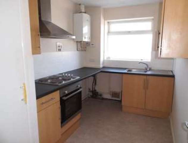  Image of 2 bedroom Flat to rent in New Parade High Street Selsey Chichester PO20 at High Street Selsey Chichester, PO20 0QA