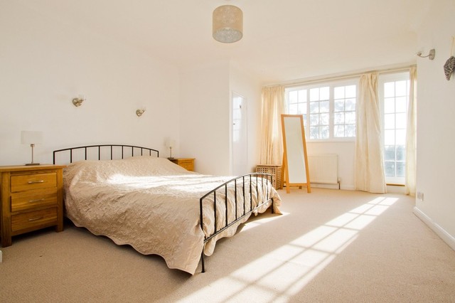  Image of 4 bedroom Detached house for sale in High Street Soberton Southampton SO32 at Soberton Southampton Hampshire, SO32 3PN