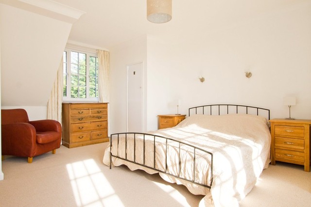  Image of 4 bedroom Detached house for sale in High Street Soberton Southampton SO32 at Soberton Southampton Hampshire, SO32 3PN