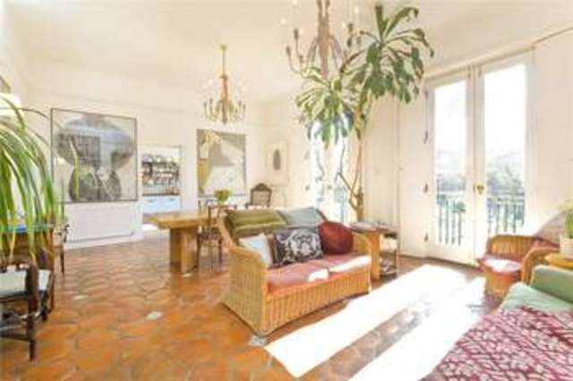  Image of 5 bedroom Semi-Detached house for sale in Highbury Hill London N5 at Highbury London Drayton Park, N5 1AL