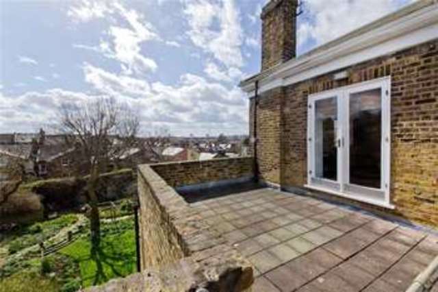  Image of 5 bedroom Semi-Detached house for sale in Highbury Hill London N5 at Highbury London Drayton Park, N5 1AL