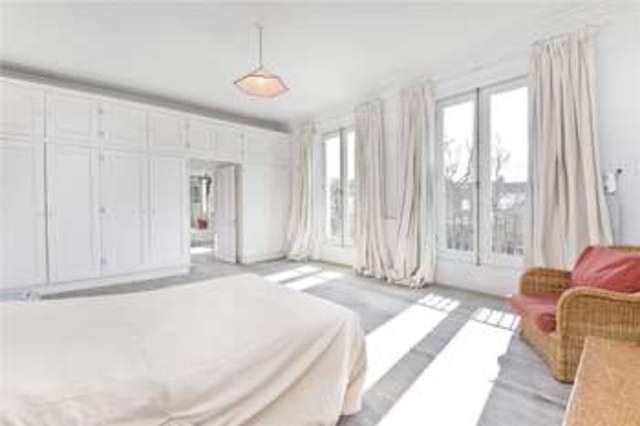  Image of 5 bedroom Semi-Detached house for sale in Highbury Hill London N5 at Highbury London Drayton Park, N5 1AL