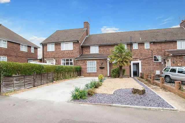  Image of 3 bedroom Detached house for sale in Hobbs Hill Road Hemel Hempstead HP3 at Hobbs Hill Road  Hemel Hempstead, HP3 9QB