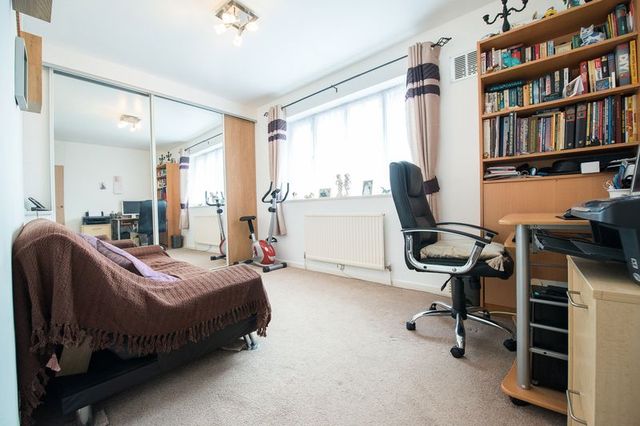  Image of 3 bedroom Detached house for sale in Hobbs Hill Road Hemel Hempstead HP3 at Hobbs Hill Road  Hemel Hempstead, HP3 9QB