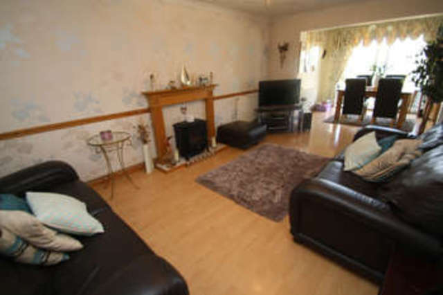 Image of 3 bedroom End of Terrace for sale in Holmwood Avenue Plymstock Plymouth PL9 at Goosewell Plymouth Devon, PL9 9EY