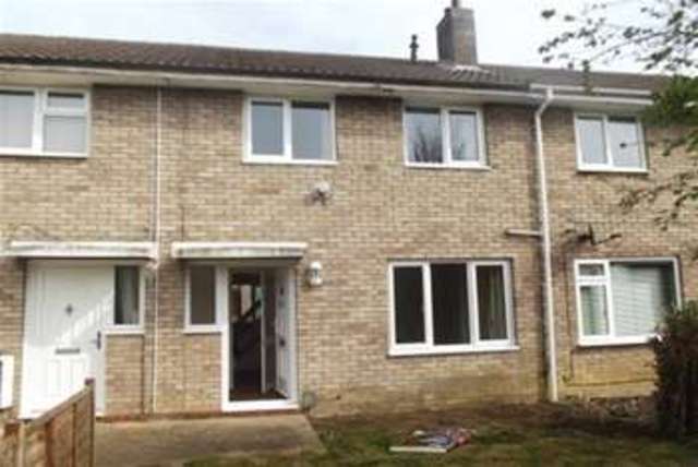  Image of 3 bedroom Detached house to rent in Beech Close Huntingdon PE29 at Huntingdon, PE29 7BA