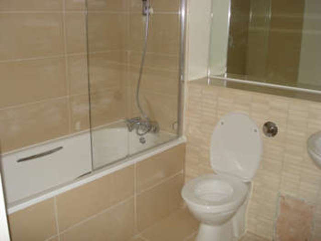  Image of 1 bedroom Apartment to rent in Ilford Hill Ilford IG1 at Ilford Hill  Ilford, IG1 2FB