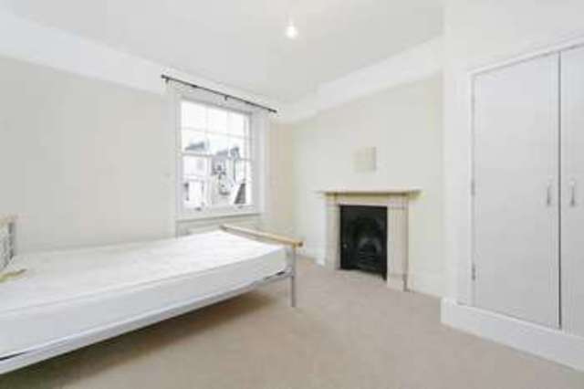  Image of 2 bedroom Flat to rent in Inverness Mews London W2 at Inverness Mews  London, W2 3JQ