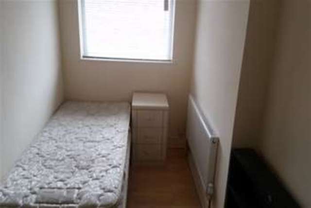  Image of 4 bedroom Detached house to rent in John Street Sheffield S2 at Sheffield, S2 4QX