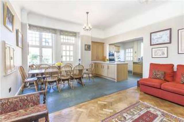 Image of 5 bedroom Detached house for sale in Kidbrooke Grove London SE3 at London  Kidbrooke, SE3 0LG
