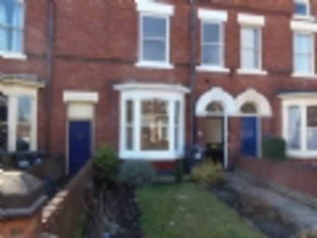  Image of 1 bedroom Studio flat to rent in Kings Road Doncaster DN1 at Kings Road, Room 2 town centre, Doncaster  Doncaster, DN1 2LU