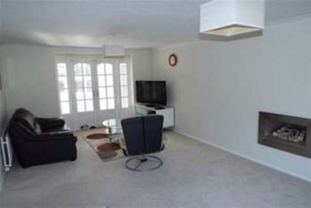  Image of 4 bedroom Detached house to rent in Kingside Grove Stoke-on-Trent ST4 at Stoke-on-Trent, ST4 8UU