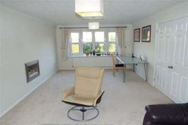  Image of 4 bedroom Detached house to rent in Kingside Grove Stoke-on-Trent ST4 at Stoke-on-Trent, ST4 8UU