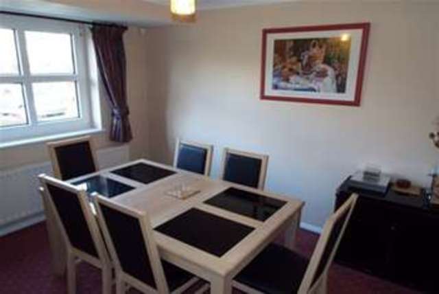  Image of 4 bedroom Detached house to rent in Kingside Grove Stoke-on-Trent ST4 at Stoke-on-Trent, ST4 8UU