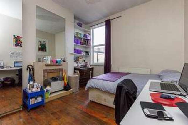  Image of House Share to rent in Kingsley Road London NW6 at Kingsley Road  Kilburn, NW6 7RH