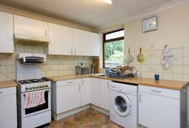  Image of House Share to rent in Kingsley Road London NW6 at Kingsley Road  Kilburn, NW6 7RH