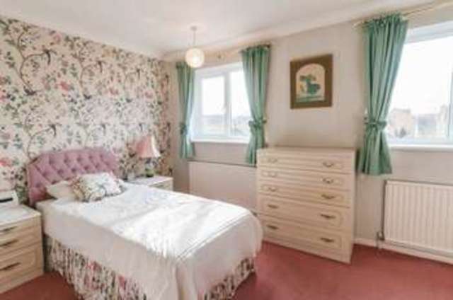  Image of 3 bedroom Detached house for sale in Kings Meadow Lane Higham Ferrers Rushden NN10 at Kings Meadow Lane Higham Ferrers Rushden, NN10 8JE