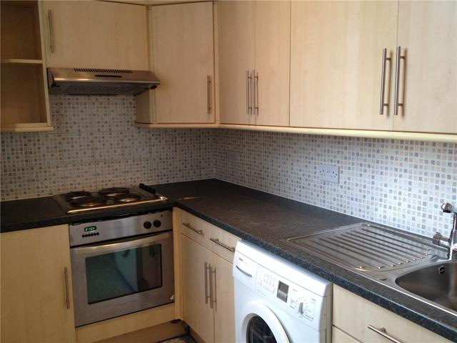  Image of 3 bedroom Flat to rent in Kirk Street Edinburgh EH6 at Leith Edinburgh Edinburgh, EH6 5EZ
