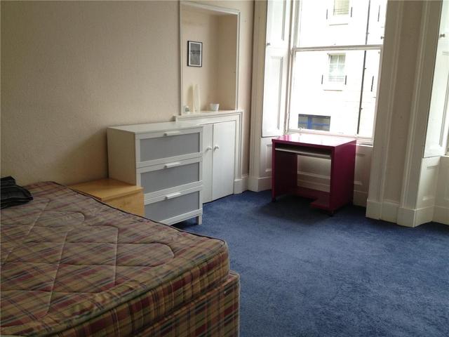  Image of 3 bedroom Flat to rent in Kirk Street Edinburgh EH6 at Leith Edinburgh Edinburgh, EH6 5EZ