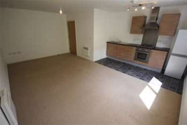  Image of 1 bedroom Detached house to rent in Federation Road Burslem Stoke-on-Trent ST6 at Stoke On Trent, ST6 4HX