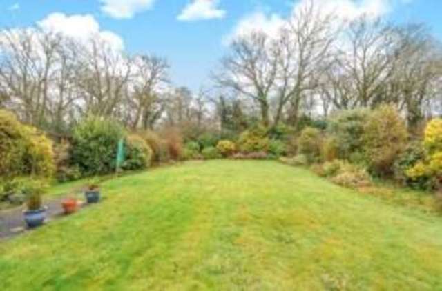  Image of 2 bedroom Bungalow for sale in Lansdowne Avenue Orpington BR6 at Orpington  Locksbottom, BR6 8JU