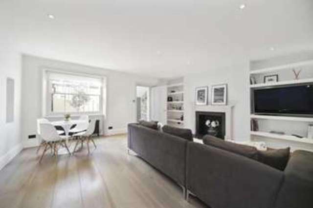  Image of 2 bedroom Flat for sale in Lansdowne Crescent London W11 at Lansdowne Crescent  London, W11 2NS