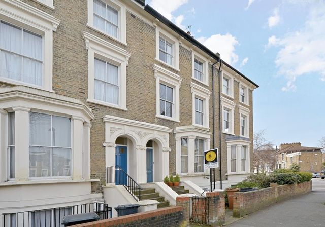  Image of 3 bedroom Flat for sale in Lauriston Road London E9 at Lauriston Road  London, E9 7HA