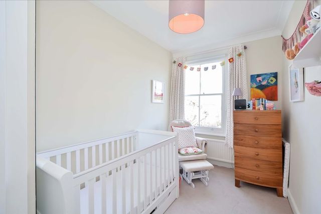  Image of 3 bedroom Flat for sale in Lauriston Road London E9 at Lauriston Road  London, E9 7HA